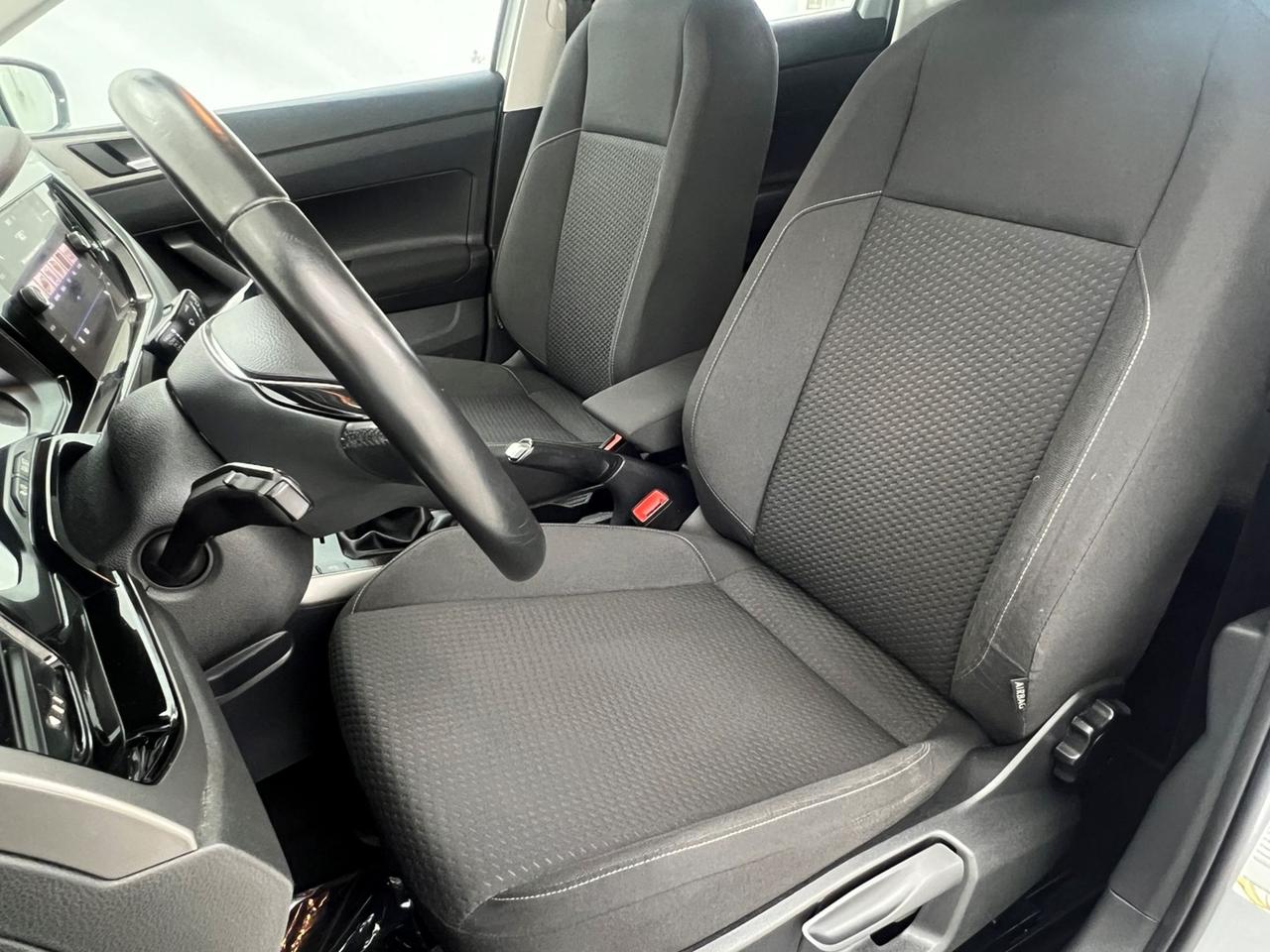 VOLKSWAGEN Polo VI 2017 Polo 5p 1.0 mpi Comfortline 75cv