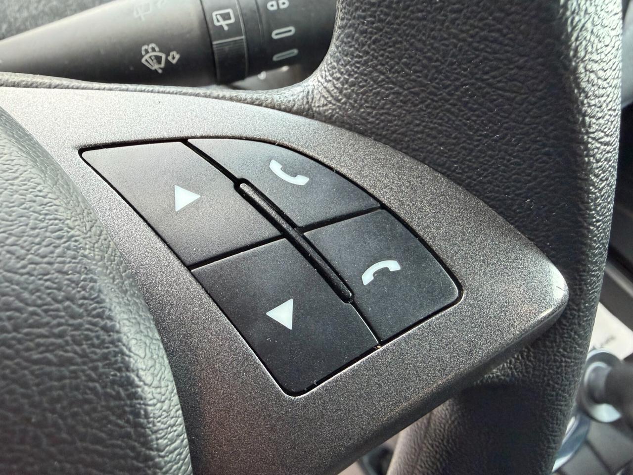 Lancia Ypsilon 1.2 69 cv. ELEFANTINO BLU