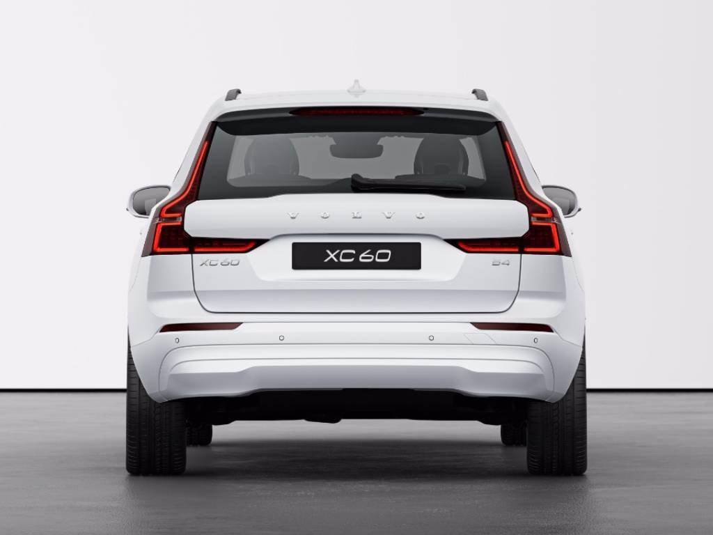 VOLVO XC60 2.0 b4 Core auto del 2024