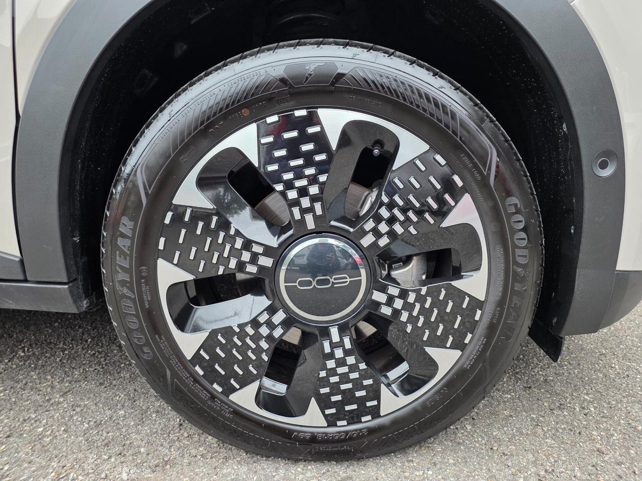 Fiat 600 1.2 Hybrid 110cv La Prima Aut.