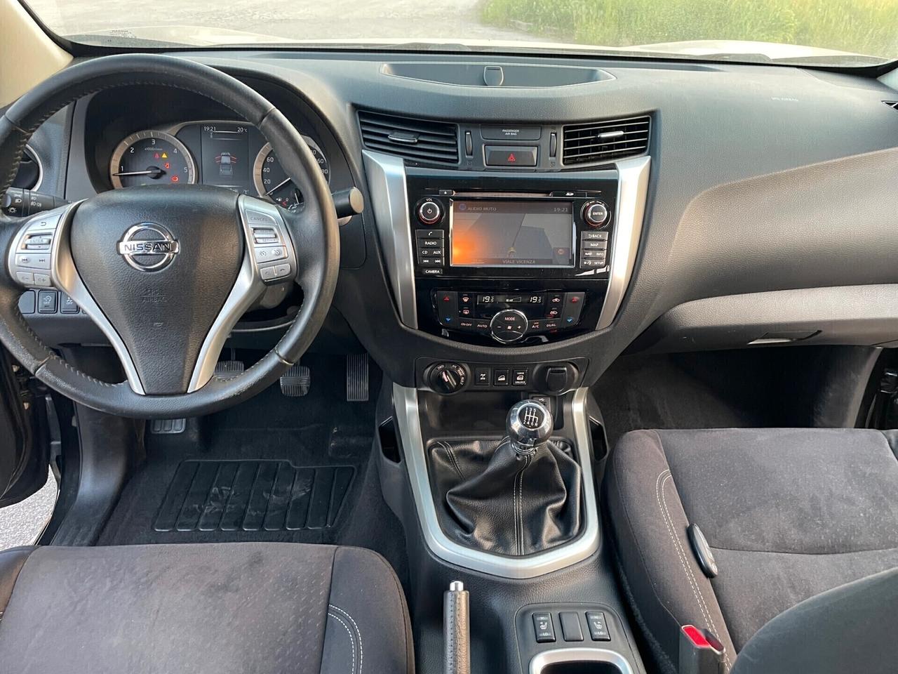 Nissan Navara 2.3 dCi 4WD Double Cab N-Connecta