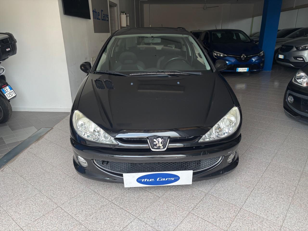 Peugeot 206 1.4 HDi 3p. Enfant Terrible