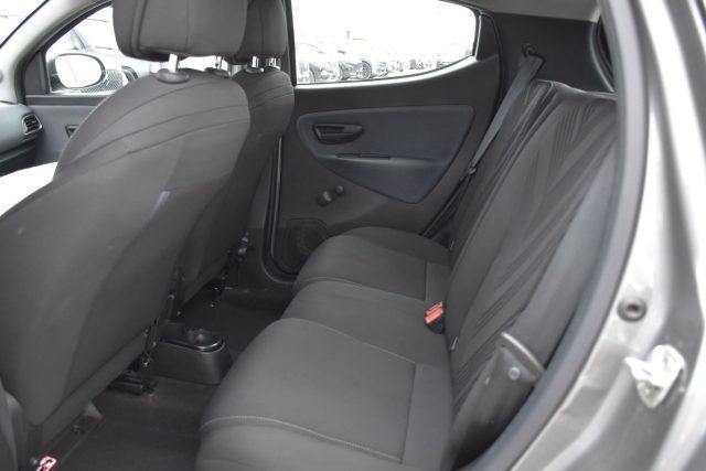 LANCIA Ypsilon 1.0 FireFly 5 porte S&S Hybrid Ecochic Gold