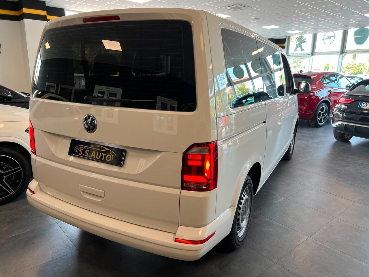 Volkswagen Caravelle 2.0 TDI 150CV DSG PC Comfortline
