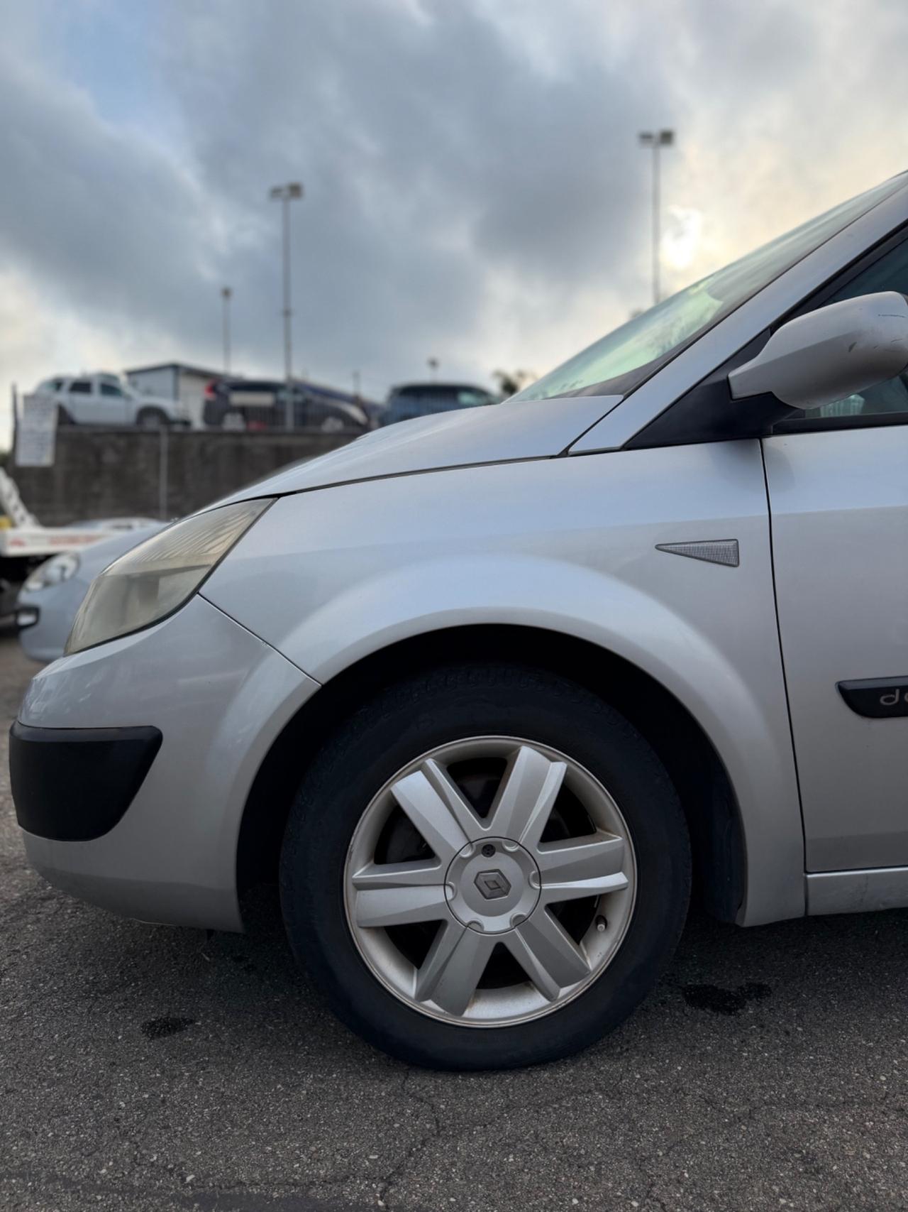 Renault Scenic Scénic 1.5 dCi/85CV Pack