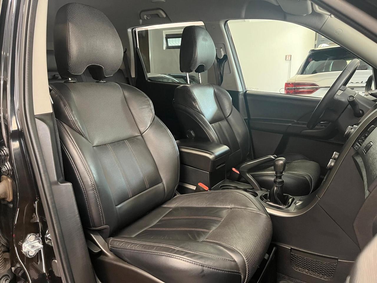 Mahindra XUV500 2.2 16V FWD W8