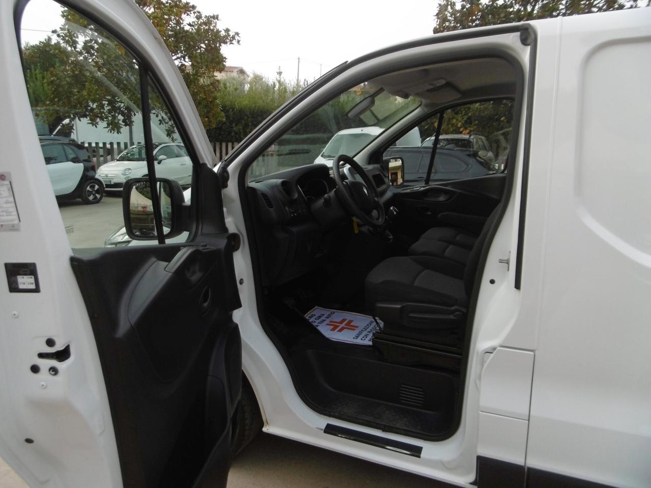 RENAULT TRAFIC 2.0 dCi 145 L2 H1 T29 ENERGY