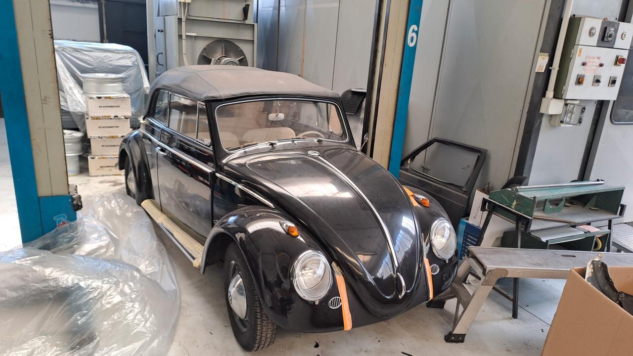 Volkswagen Maggiolino 6 volt cabrio