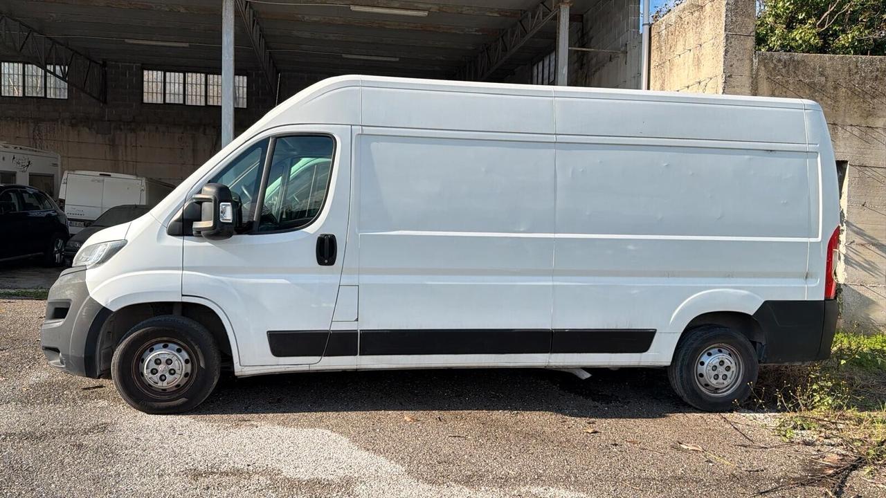 Peugeot Boxer MAXI 2.2HDI 140CV 2020