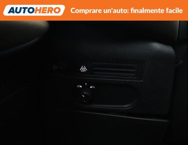 DS AUTOMOBILES DS 3 Crossback BlueHDi 100 So Chic