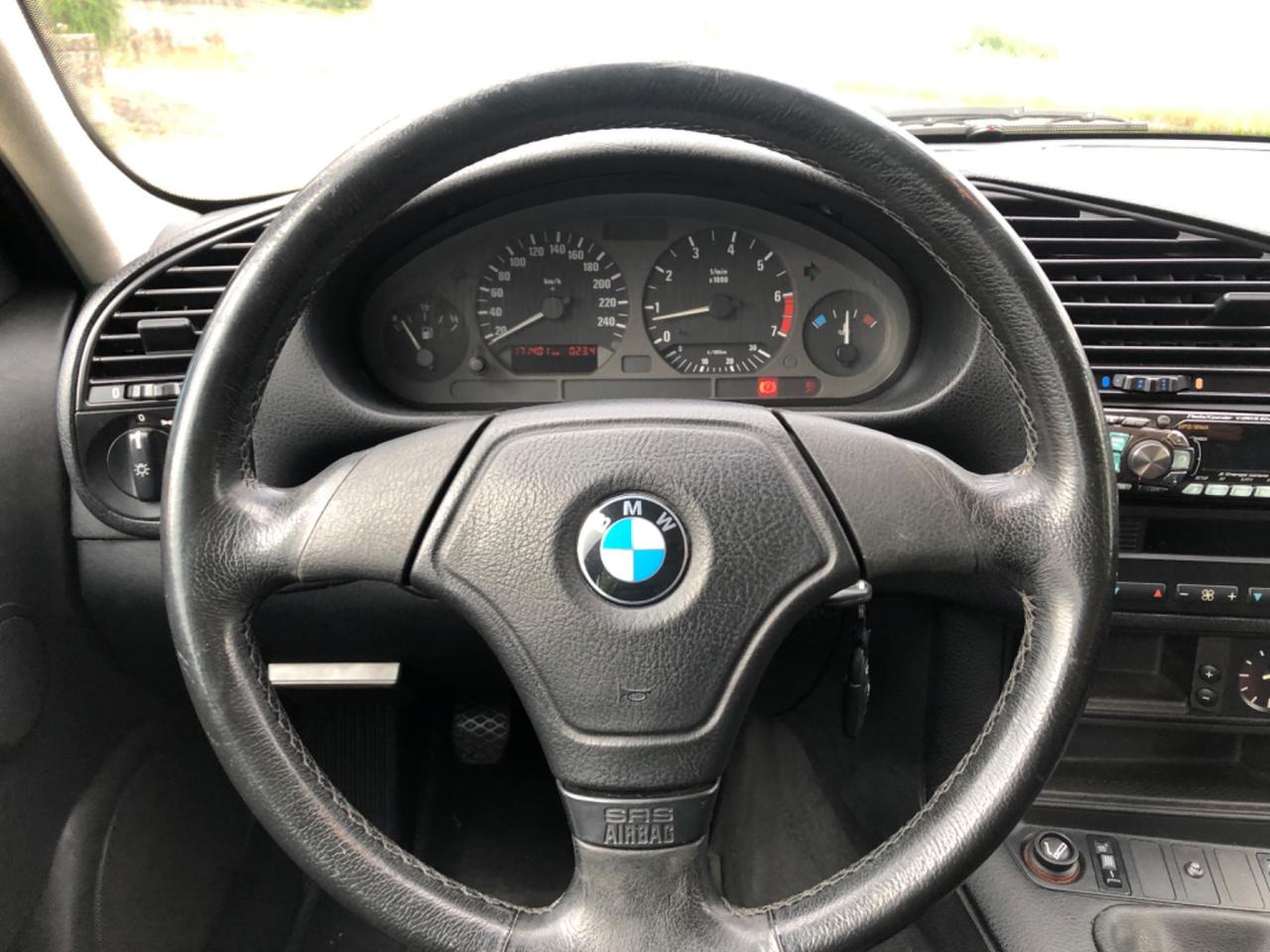 BMW 318 touring 16v IS