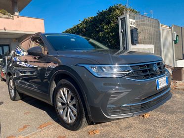 Volkswagen Tiguan 2.0 TDi 150Cv DsG LIFE - UFF.Italiana