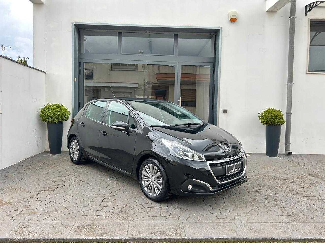 Peugeot 208 1.6 HDI 75 Cv ALLURE Km103.000-2018