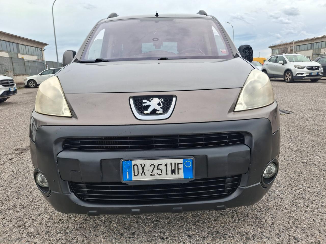 Peugeot Partner Tepee 1.6 HDi 90CV Outdoor-DIESEL-