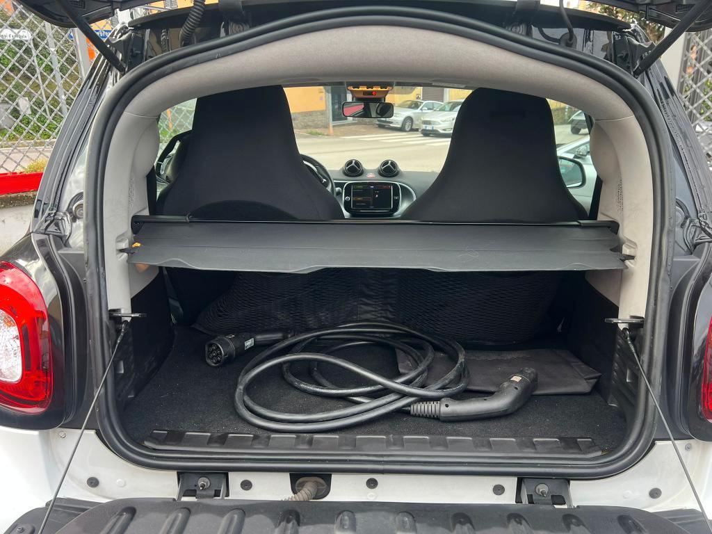 Smart fortwo eq Passion 22kW