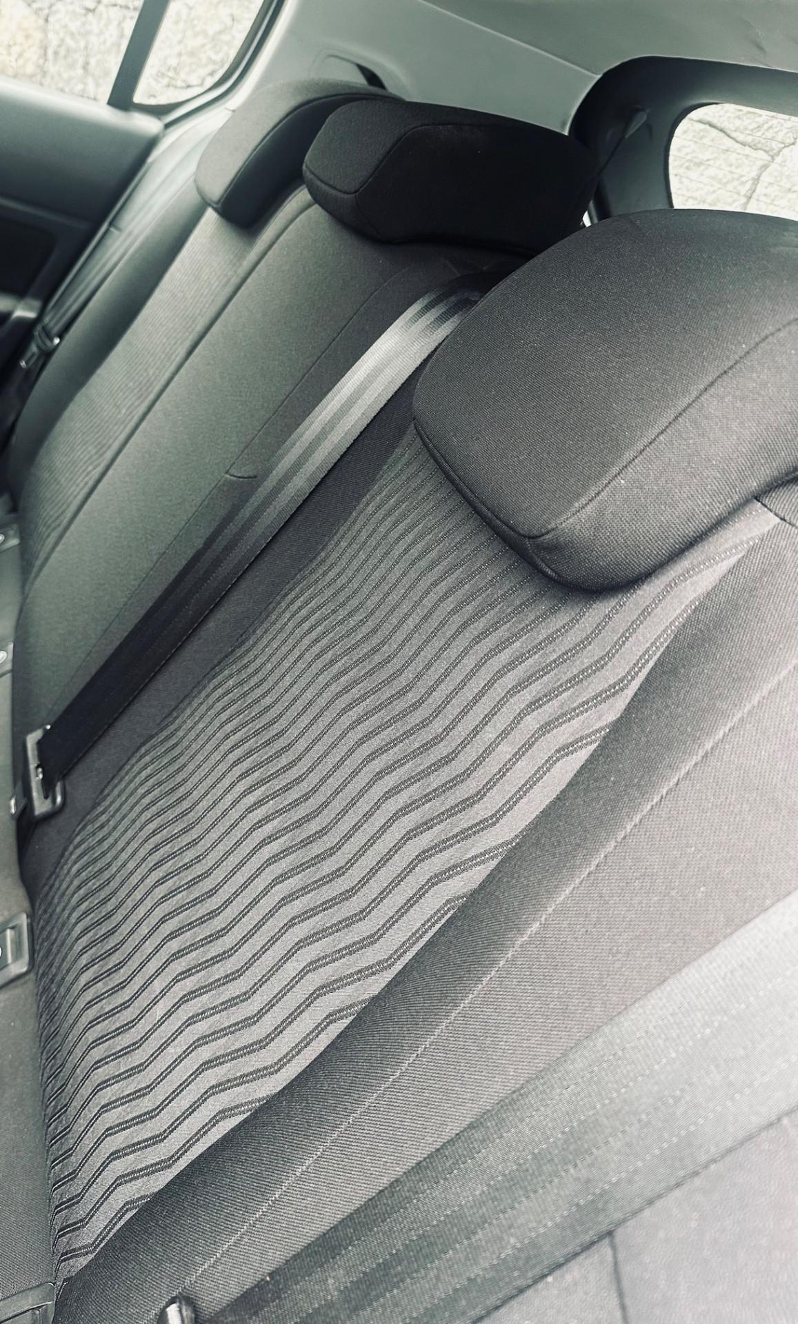 Peugeot 308 1.6 HDi 92 CV Business