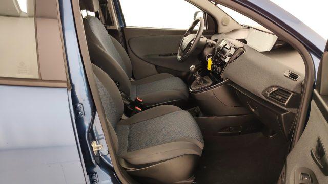 LANCIA Ypsilon 1.0 FireFly 5 porte S&S Hybrid Silver Plus