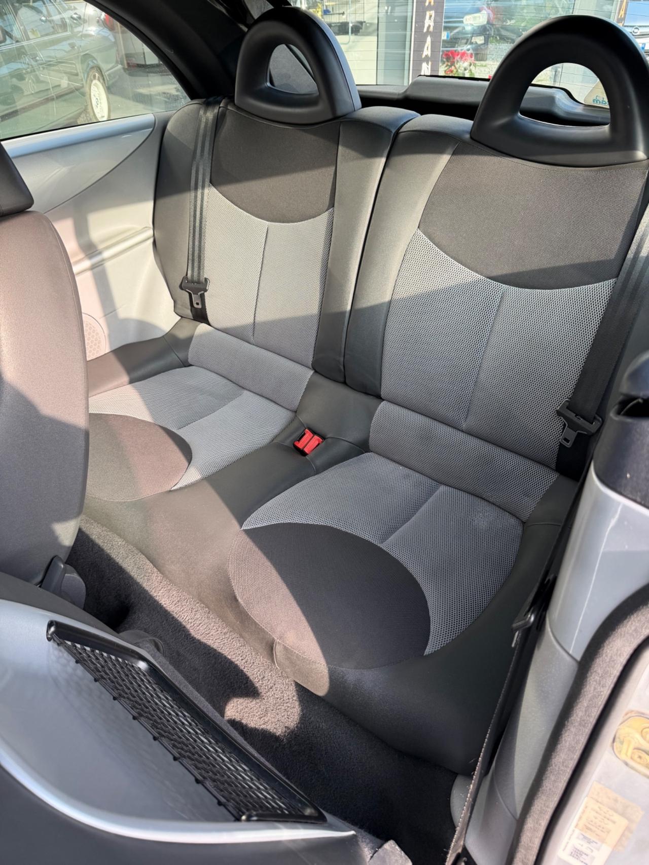 Citroen C3 Pluriel 1.4-Neopatentati - Cinghia sostituita