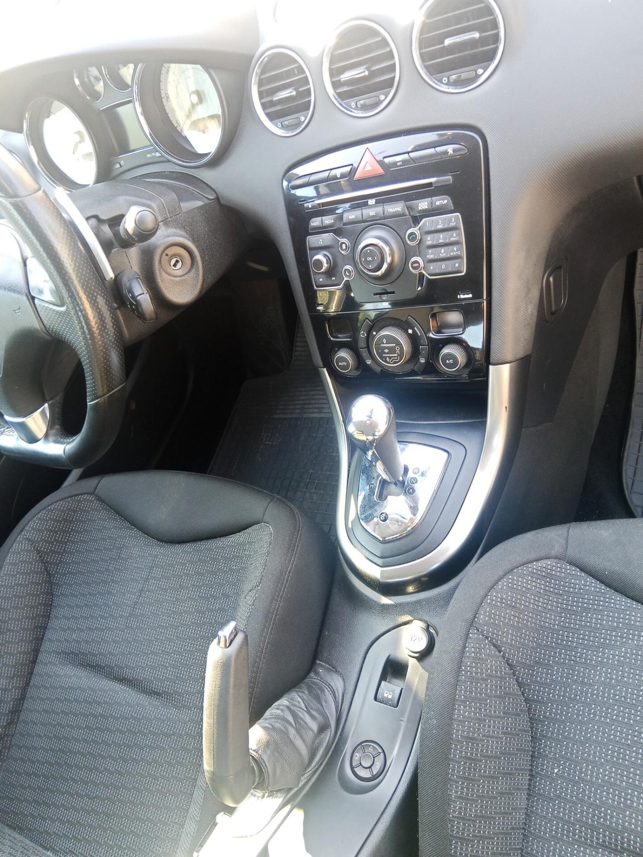 Peugeot 308 1.6 8V e-HDi 112CV Stop&Start robotiz. 5p. Active