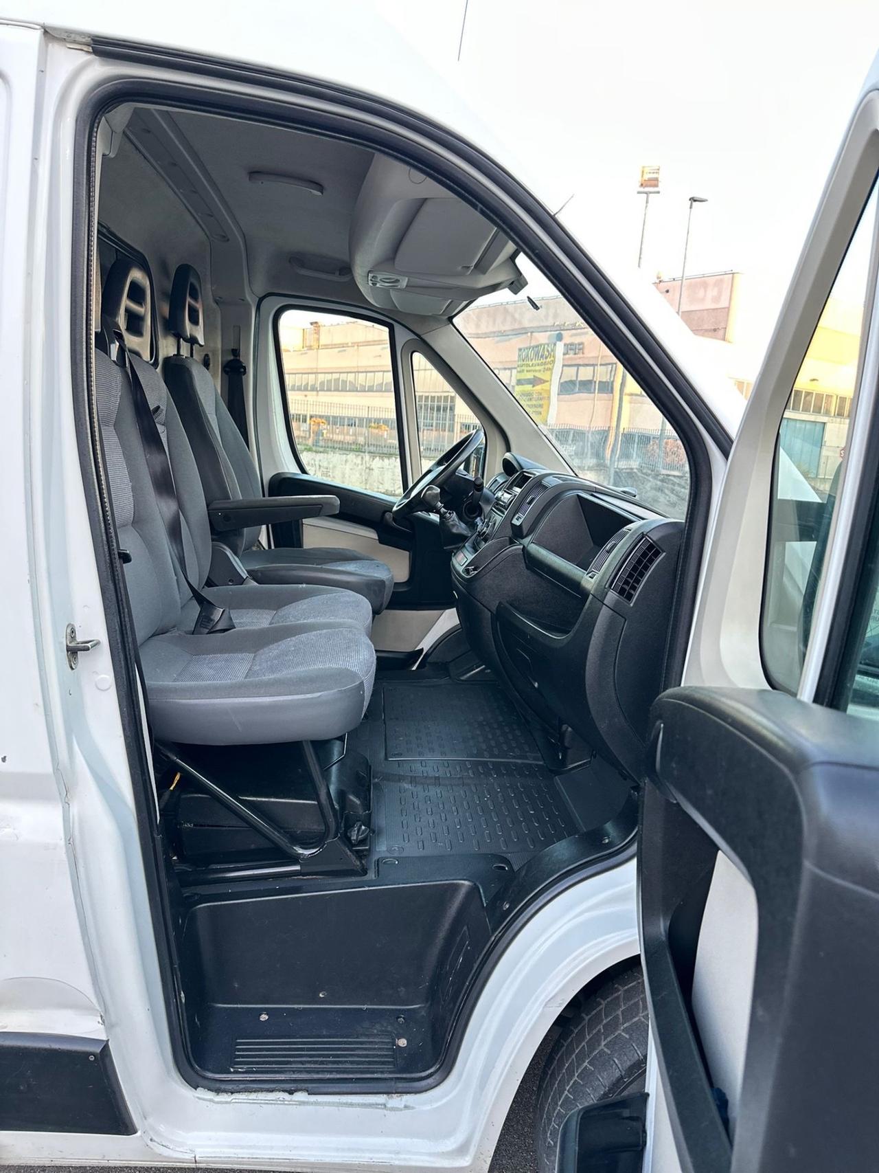 Peugeot boxer tetto alto passo medio