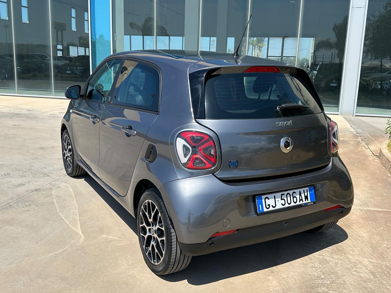 smart forFour eq Passion 22kW offerta T-Stock prezzo imperdibile
