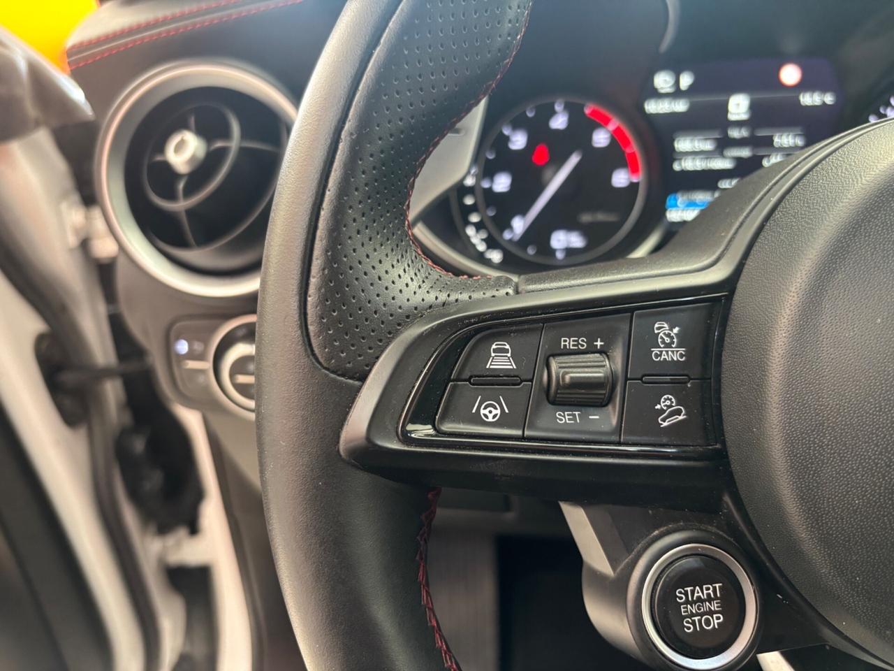 Alfa Romeo Stelvio 2.2 210 CV AT8 Q4 Estrema permute finanziamenti