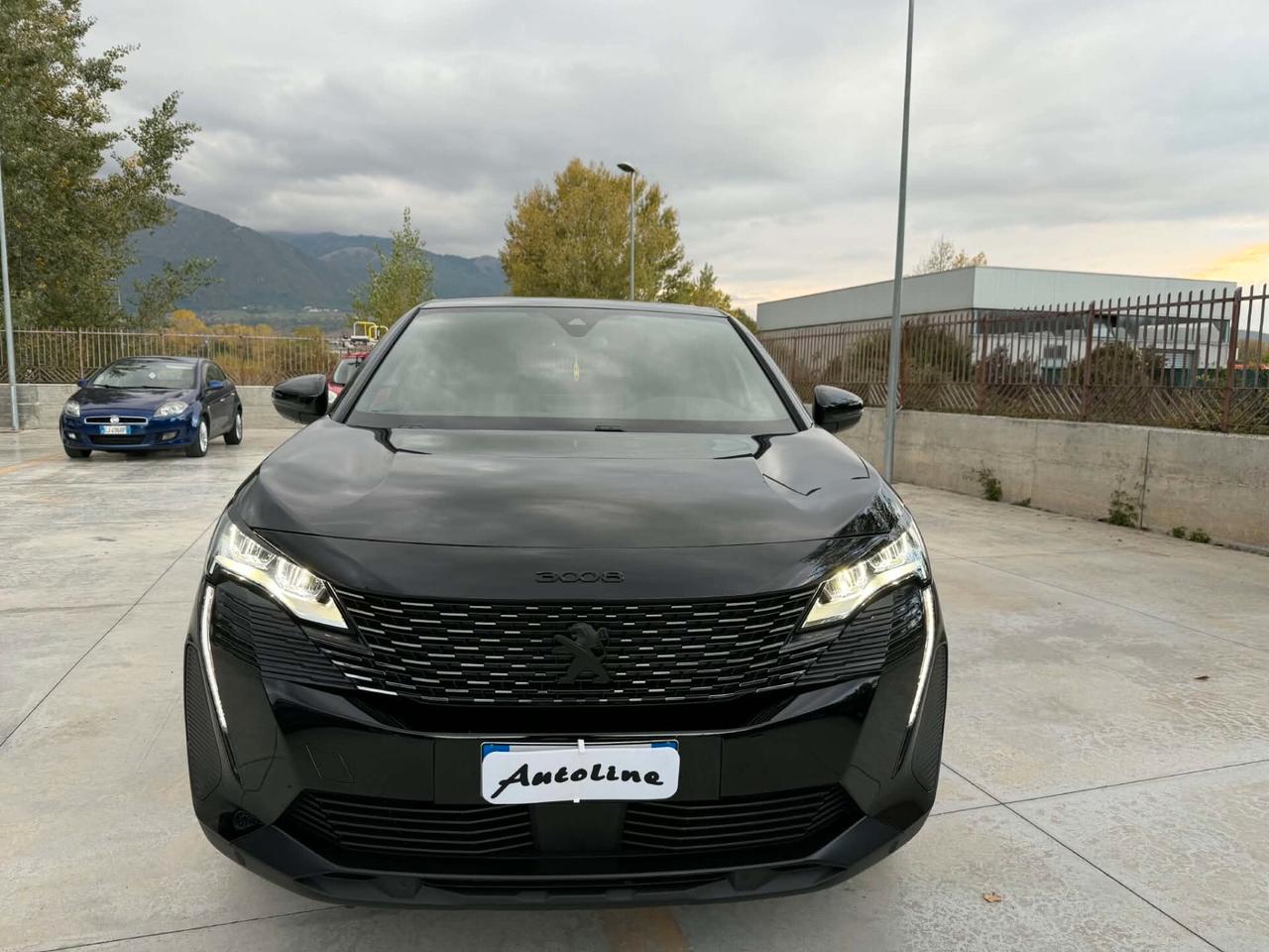 Peugeot 3008 TOTAL BLACK 1.5 Hdi 130CV EAT8