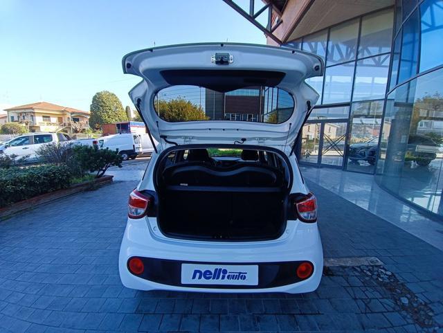 HYUNDAI i10 1.0 MPI Tech