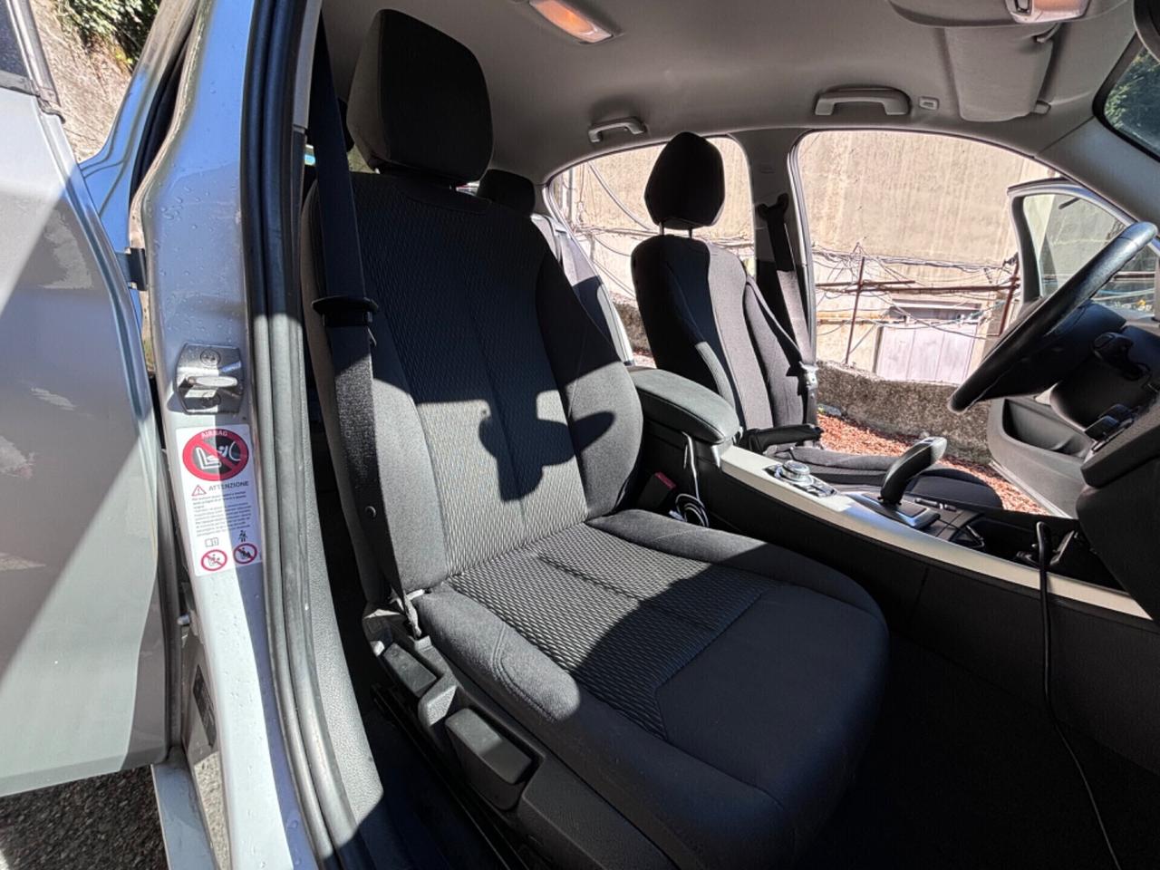 Bmw 116 116d 5p. Urban AUTOMATICO
