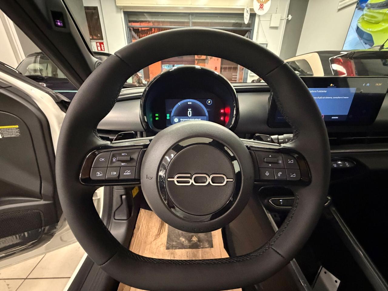 Fiat 600 Hybrid 145 CV DCT MHEV Sport A RATE DA € 260 AL MESE