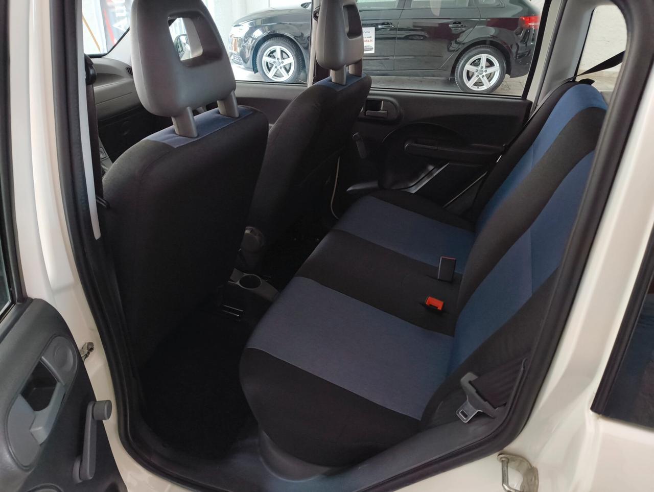 Fiat Panda 1.3 Multijet Emotion con gancio traino