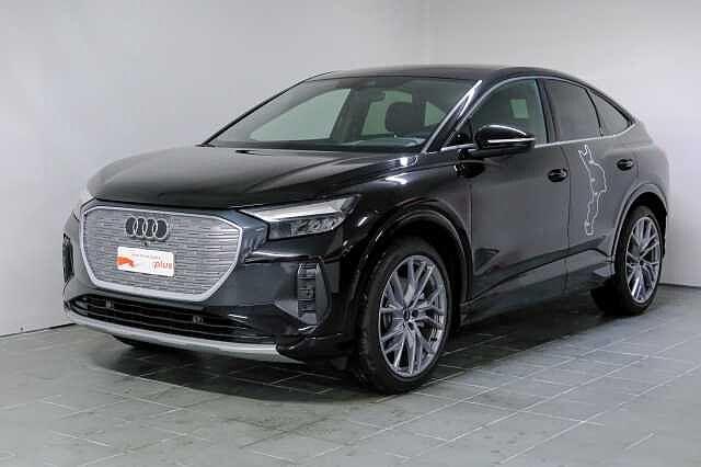 Audi Q4 e-tron SPB 40 Business Advanced