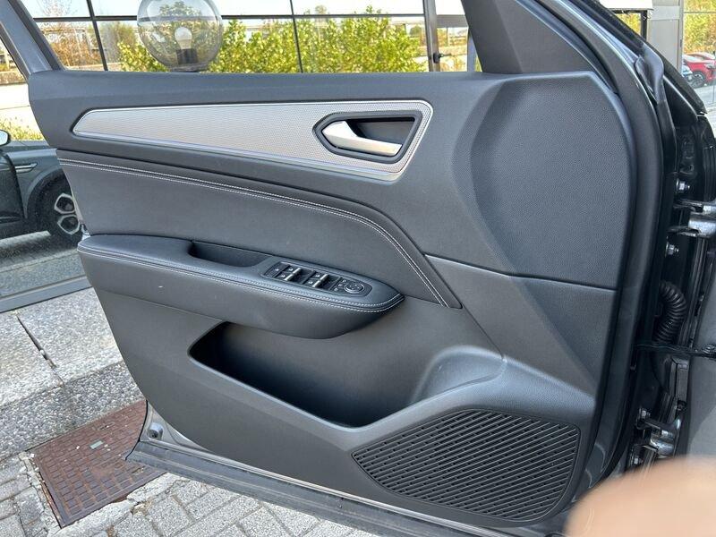 Renault Arkana 2021 1.6 E-Tech hybrid Intens 145cv