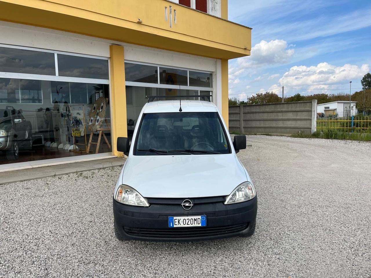 Opel Combo 1.6 EcoM 4p. Van Vetrato