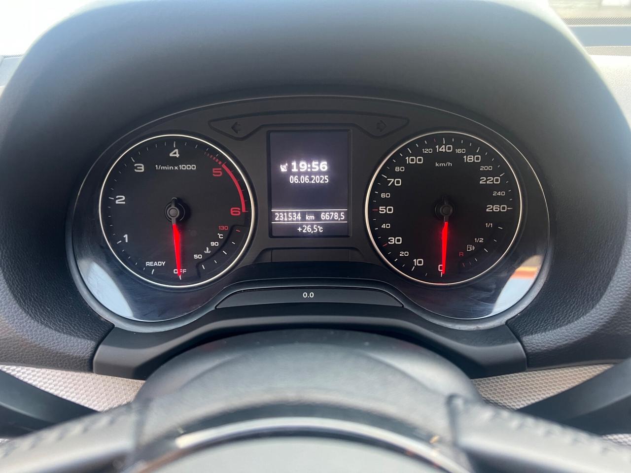 Audi Q2 30 TDI S tronic Business Design