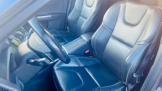 VOLVO XC60 D4 AWD Geartronic R-design N1 *IVA deducibile