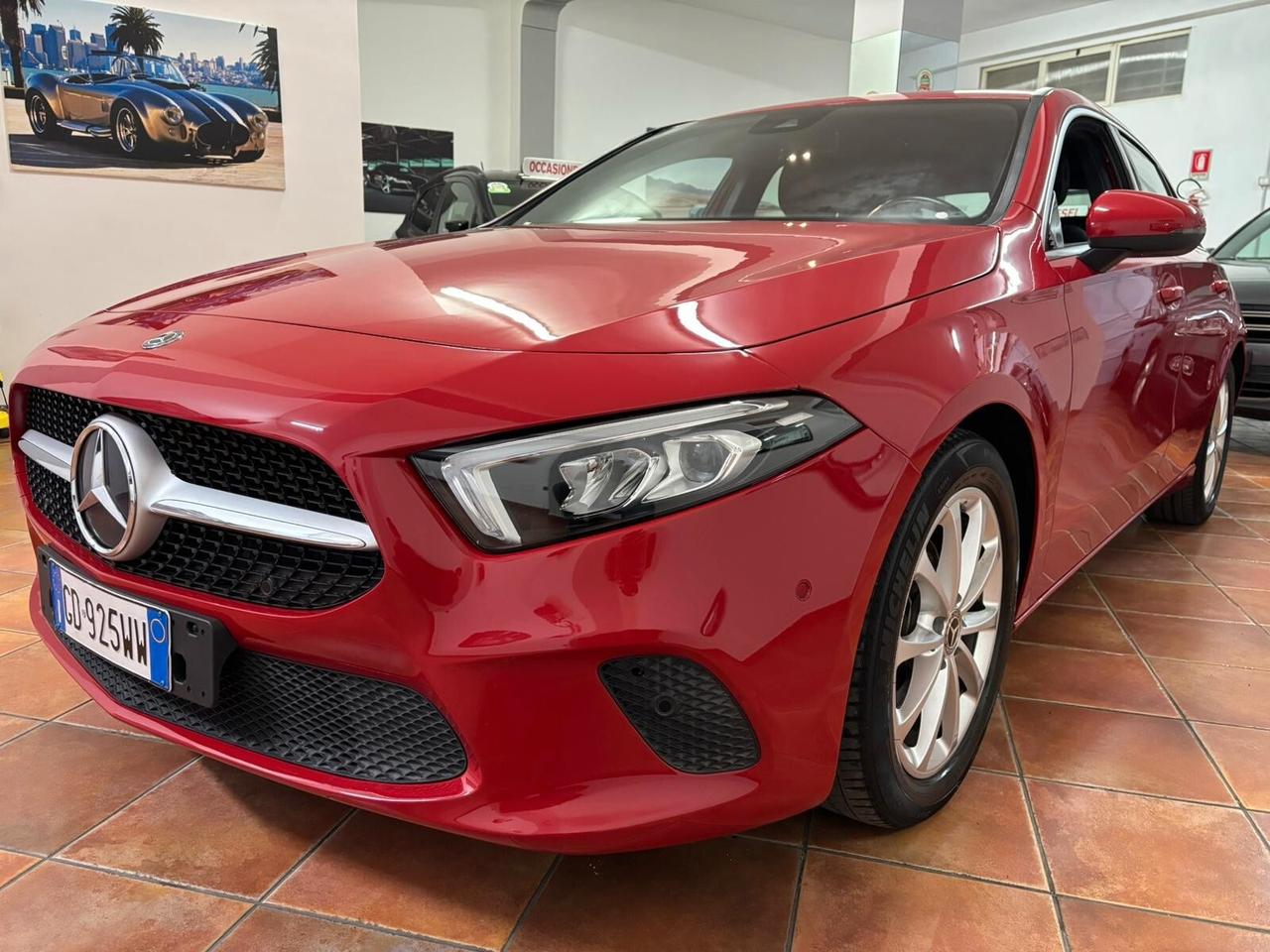 MERCEDES CLASSE A 180 2019 1.3 BENZINA