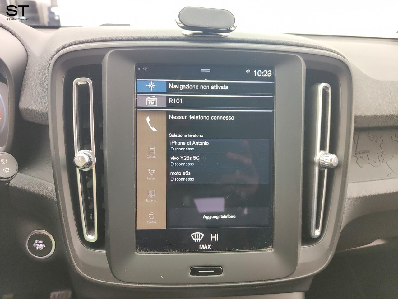 VOLVO XC40 (2017-->) - XC40 T2 Essential