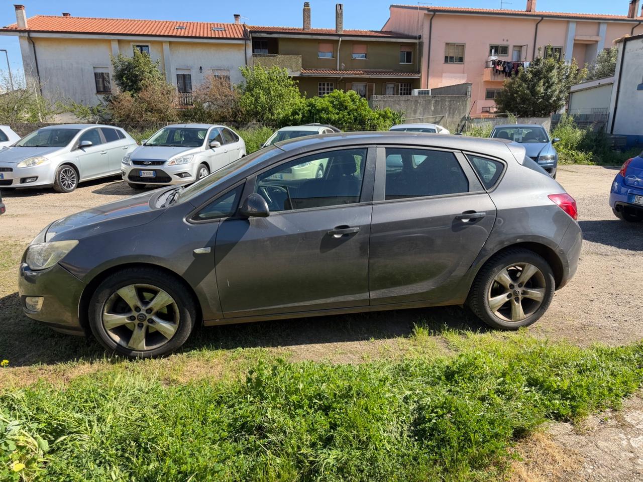 Opel Astra 1.7 CDTI 110CV 5 porte Elective