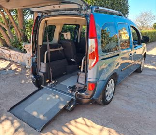Renault Kangoo TRASPORTO DISABILI PIANALE RIBASSATO