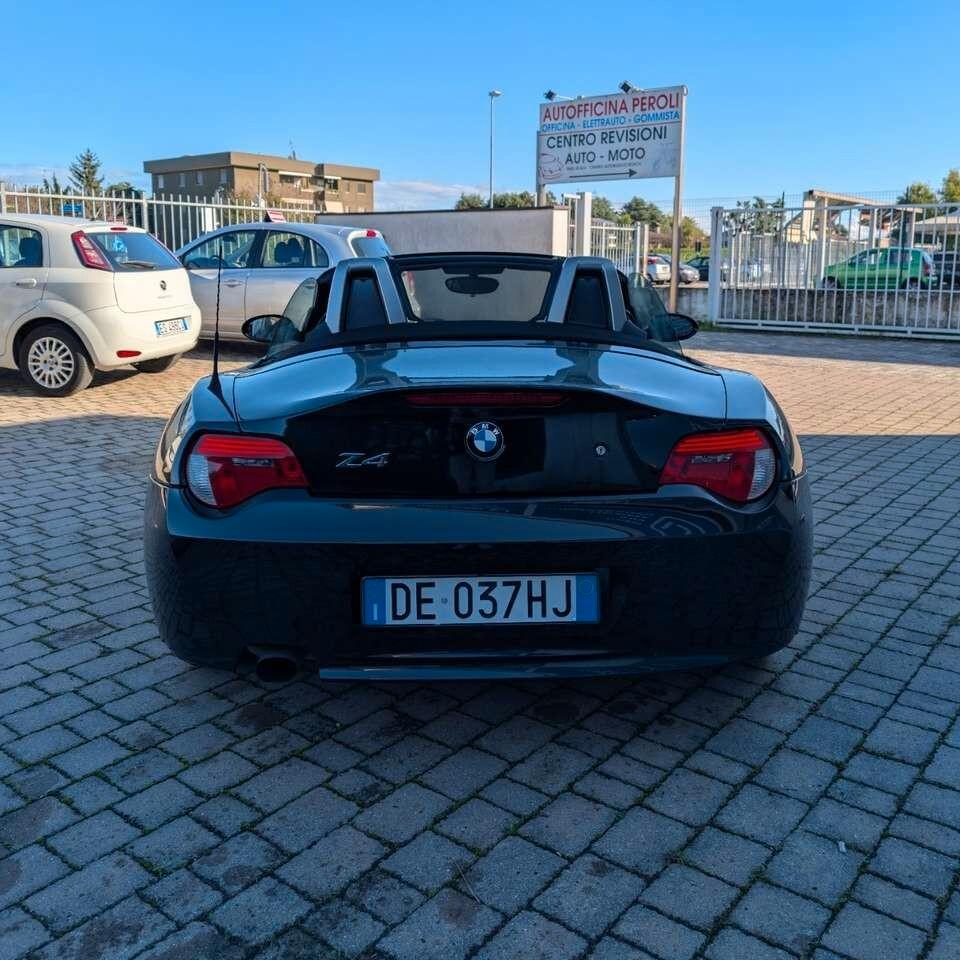 BMW Z4 Roadster 2.0i 150cv cambio manuale