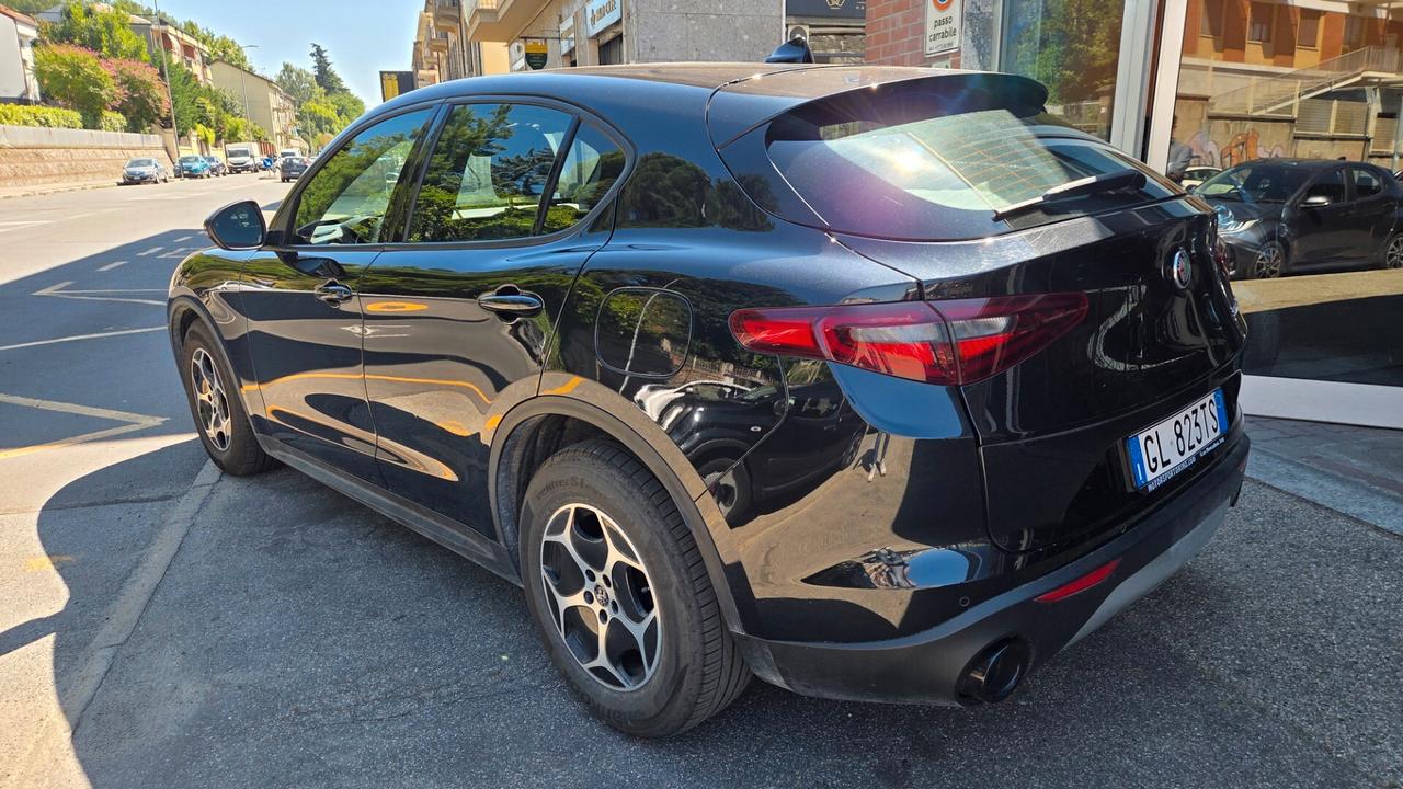 Alfa Romeo Stelvio 2.2 Turbodiesel 160 CV AT8 RWD Super Business