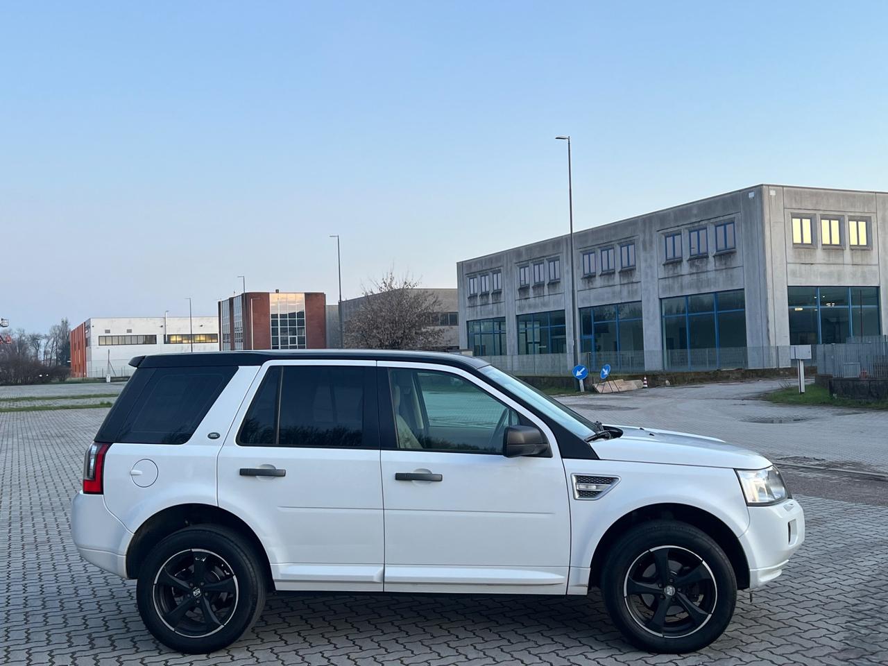 Land Rover Freelander 2.2 SD4 S.W. S