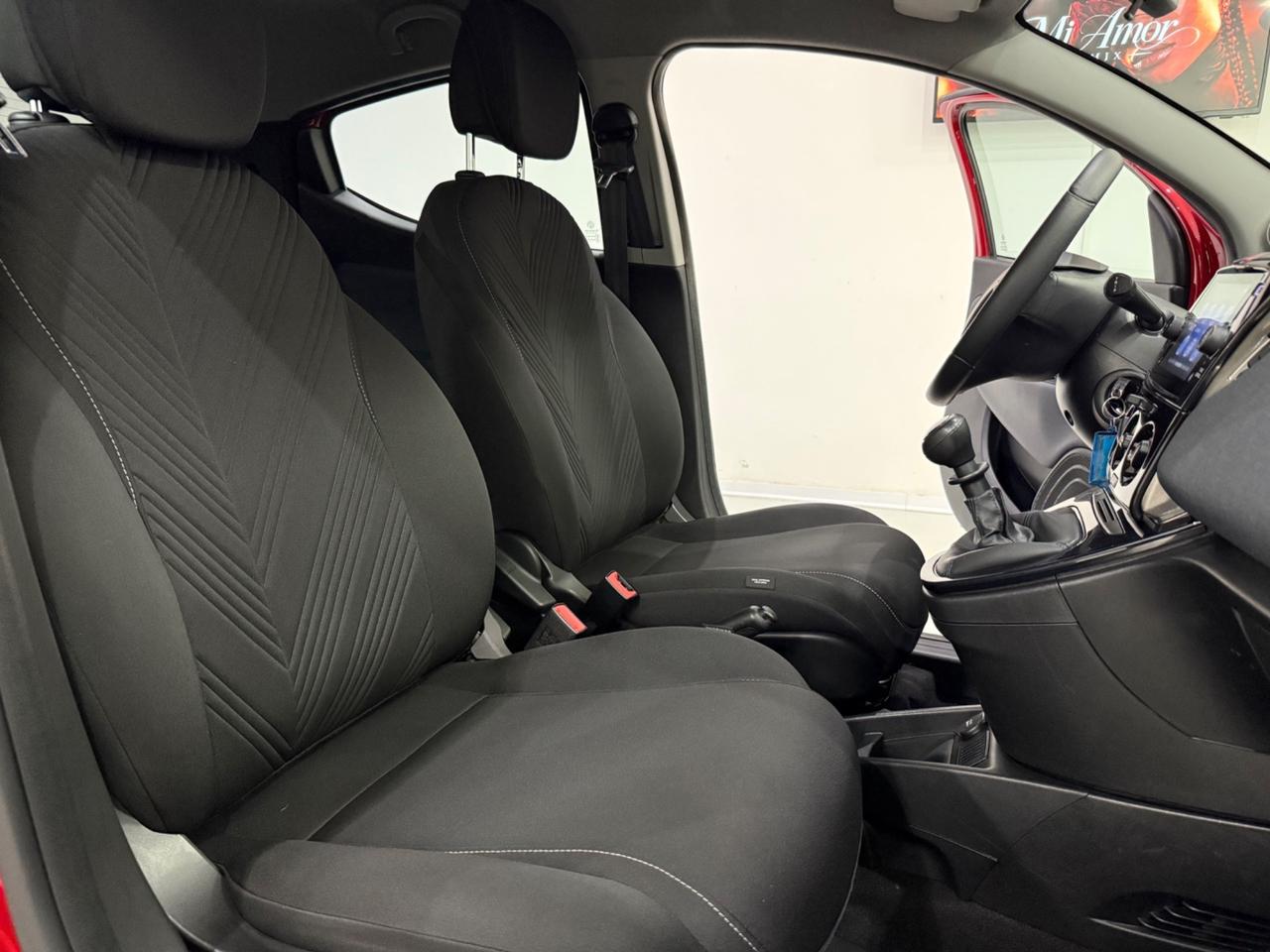 Lancia Ypsilon 1.0 70cv Hybrid Gold