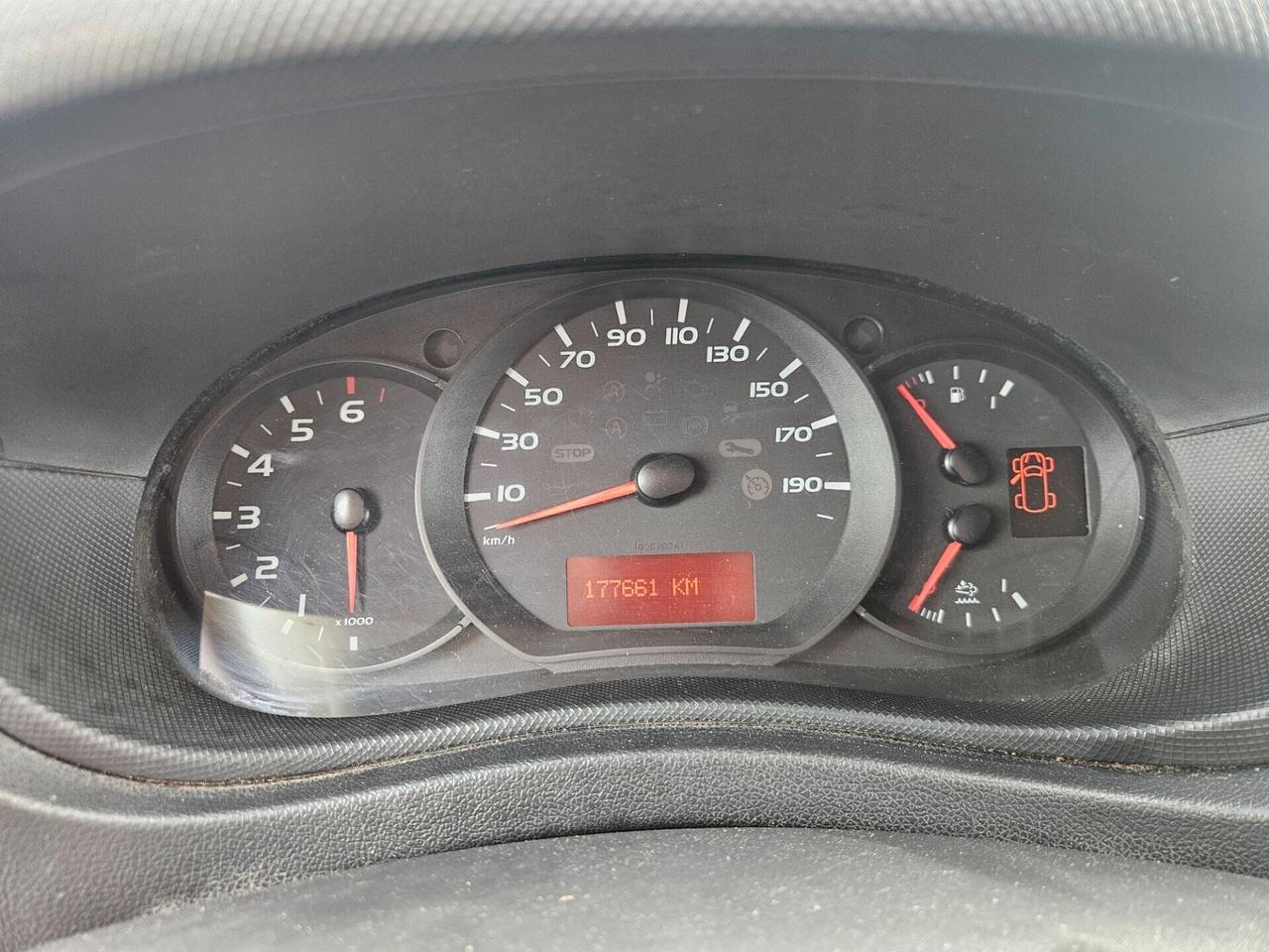 Renault Master T35 2.3 dCi/100 PL FRIGO - IVA ESCLUSA - MOTORE NUOVO