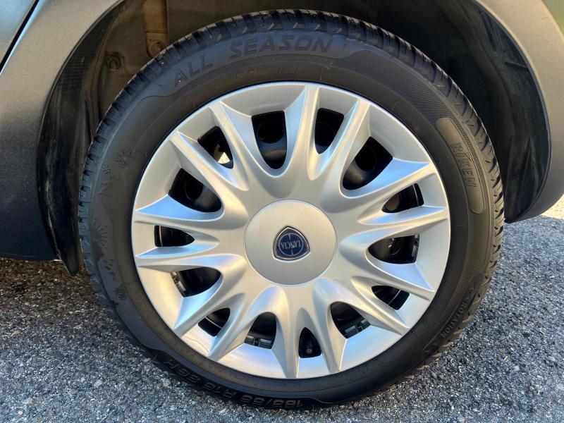 Lancia Ypsilon 5 Porte Ypsilon 1.2 8vColorazione Individual E6