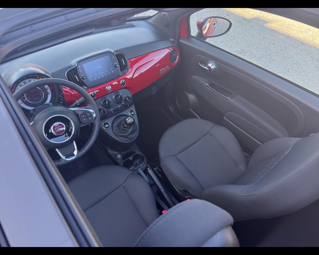 FIAT 500 (2015-2024) - 500 C 1.0 Hybrid Dolcevita