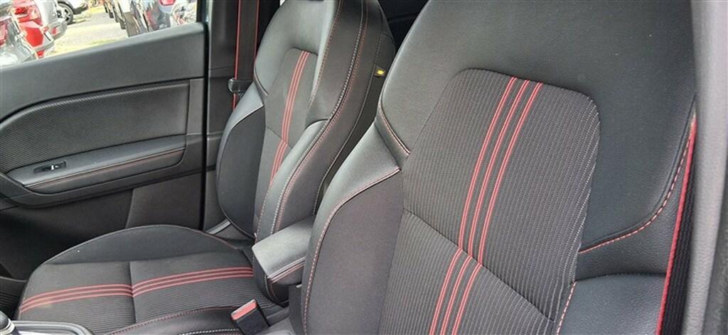 Renault Captur 1.6 Hybrid RS Line E-Tech Auto