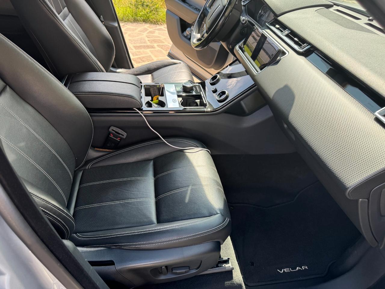 Land Rover Range Velar 2.0D I4 240 CV R-Dynamic PELLE-NAVIGATORE