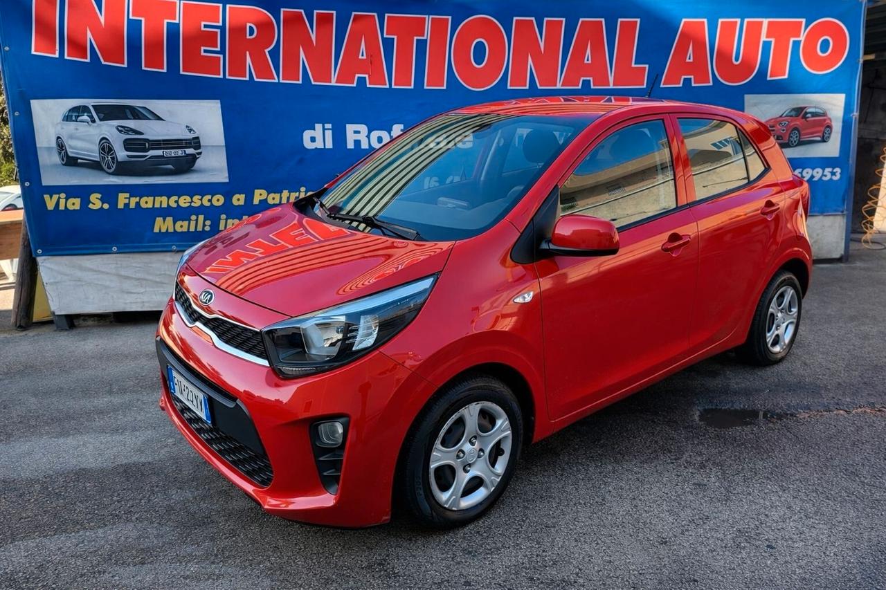 Kia Picanto 1.0 benzina 5 porte